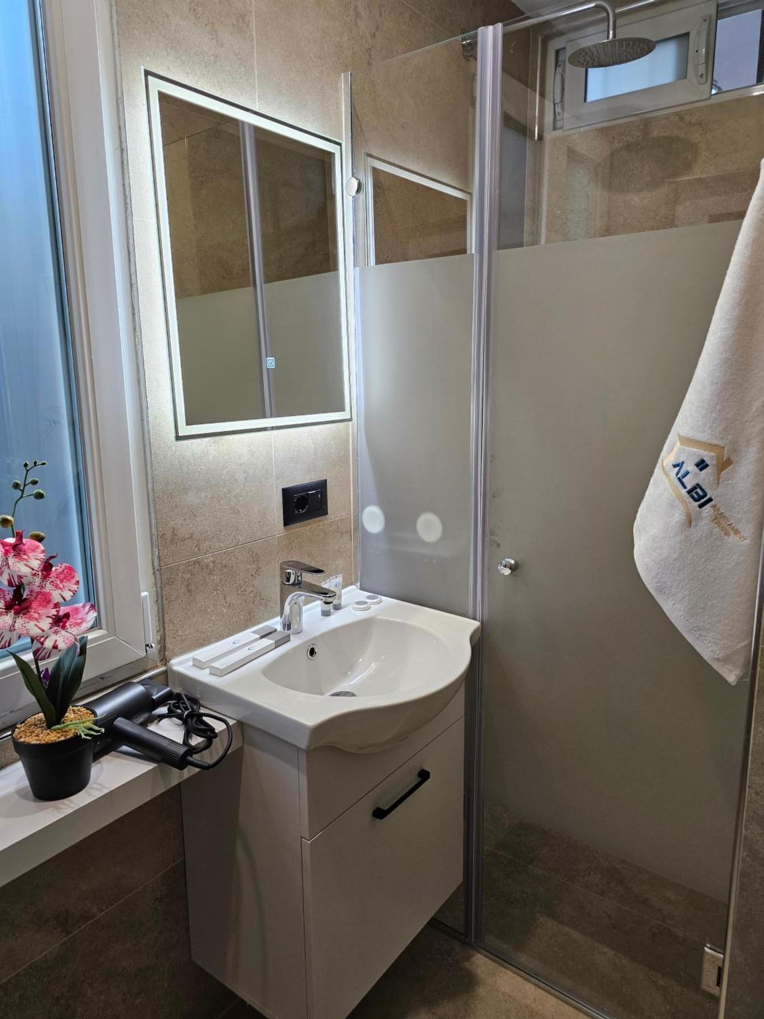Albi Apartment Tirana Extérieur photo